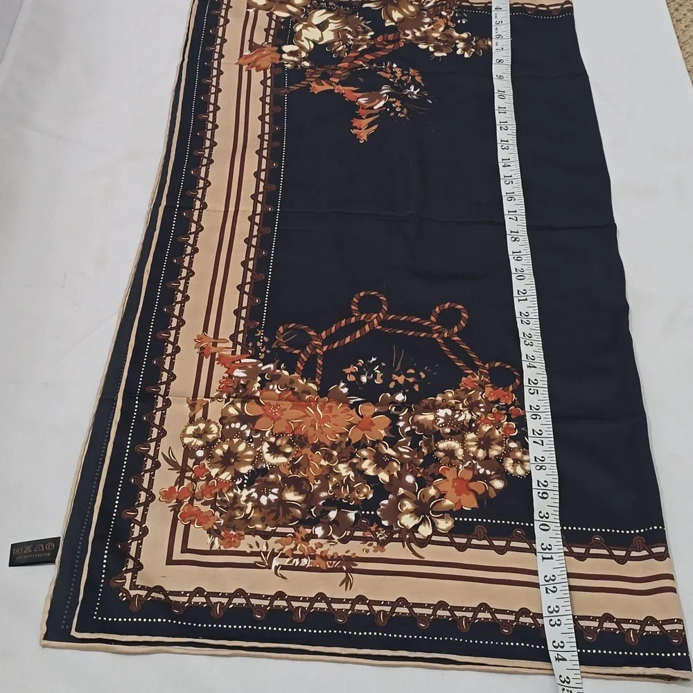 AKER Scarf – Lightweight Luxury Headscarf‎